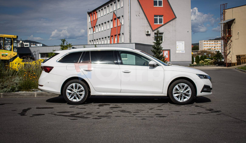 Škoda Octavia Combi 2.0 TDI DSG Style, Matrix LED, HUD, ťažné, KESSY, nelakované, DPH