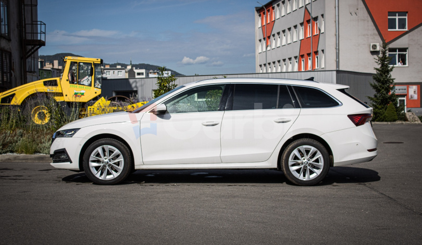 Škoda Octavia Combi 2.0 TDI DSG Style, Matrix LED, HUD, ťažné, KESSY, nelakované, DPH
