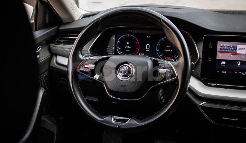 Škoda Octavia Combi 2.0 TDI DSG Style, Matrix LED, HUD, ťažné, KESSY, nelakované, DPH