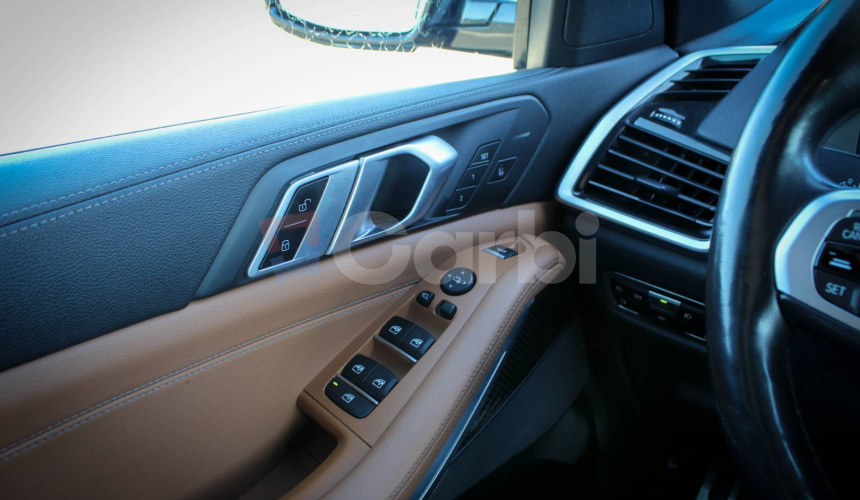BMW X5 xDrive40i mHEV A/T