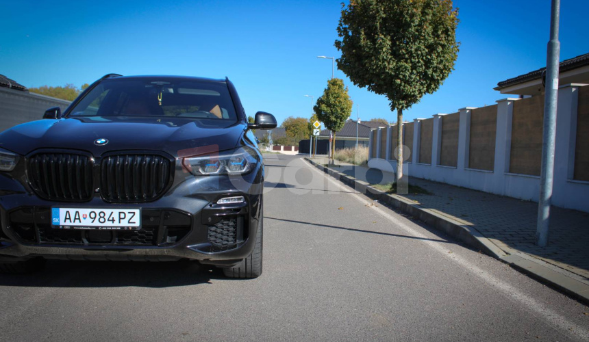BMW X5 xDrive40i mHEV A/T