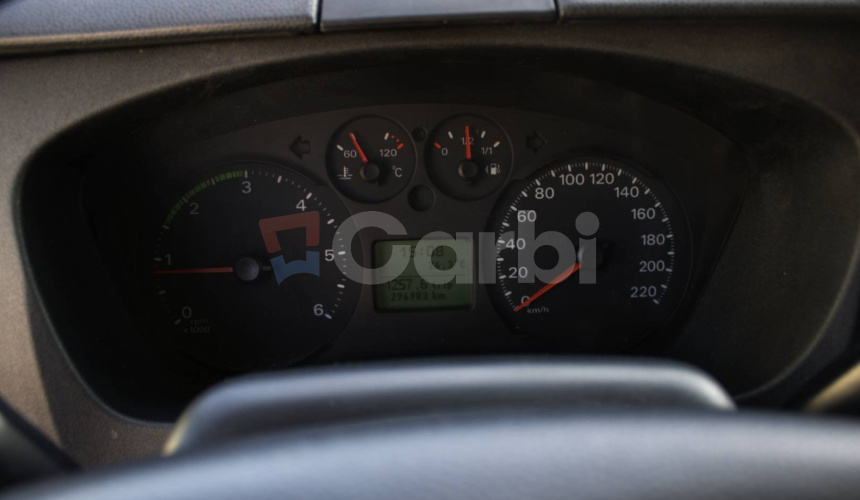 Ford Transit 330M, 2.2 TDCi, MT5