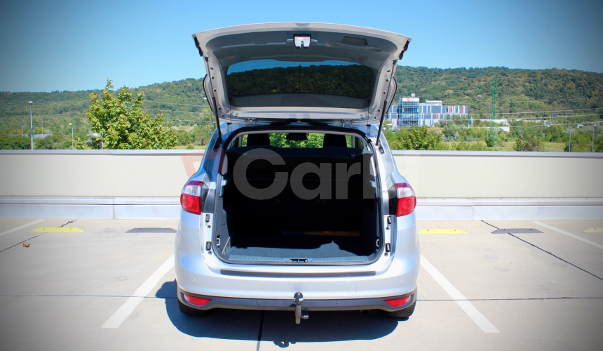 Ford C-Max 2.0 TDCi 103 kW PowerShift Titanium
