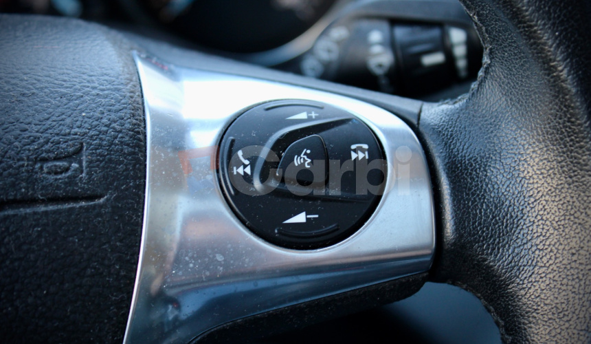 Ford C-Max 2.0 TDCi 103 kW PowerShift Titanium