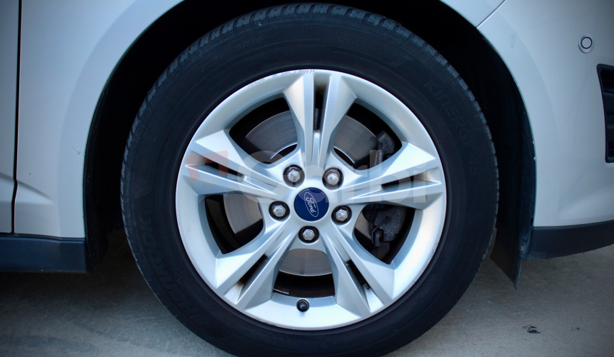 Ford C-Max 2.0 TDCi 103 kW PowerShift Titanium