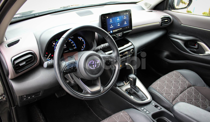 Toyota Yaris Cross Executive Monotone 1.5 Hybrid
