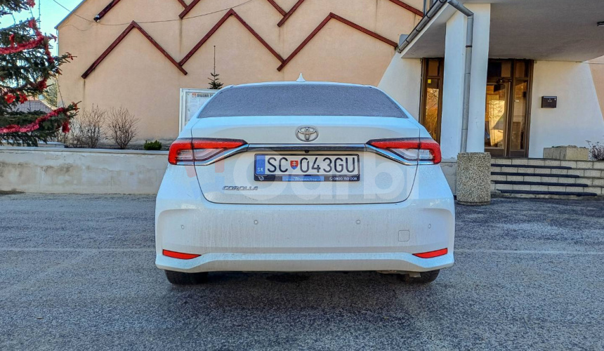 Toyota Corolla sedan 1.5 Dynamic Force Comfort Tech Style Happy Edition