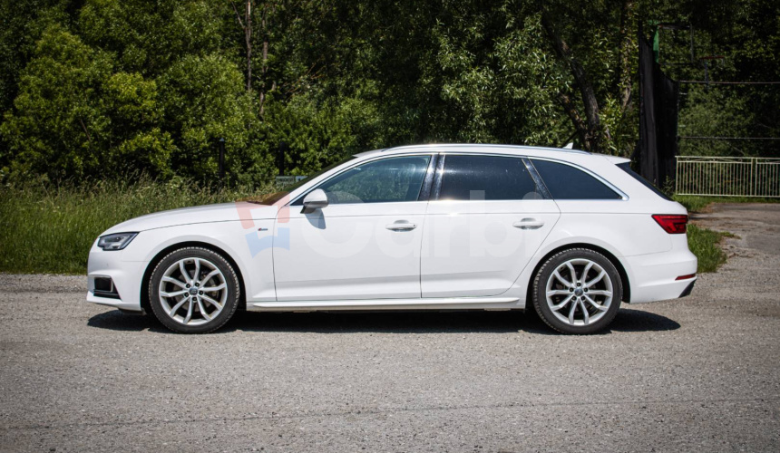 Audi A4 Avant 3.0 TDI V6 Quattro 3x Sline, Virtual cockpit, el. ťažné