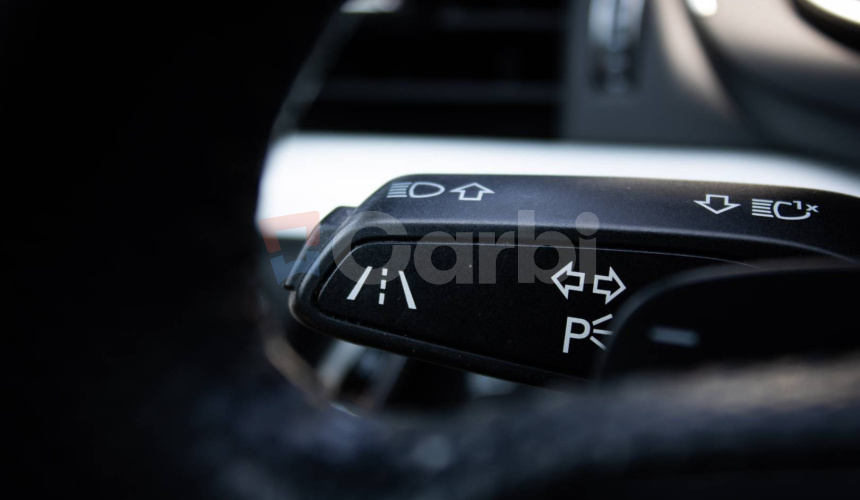 Audi A4 Avant 3.0 TDI V6 Quattro 3x Sline, Virtual cockpit, el. ťažné