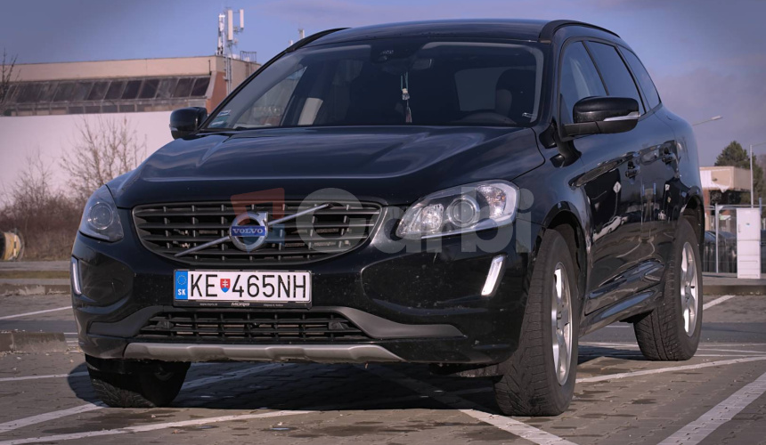 Volvo XC60 D4 2.0L Drive-E Momentum