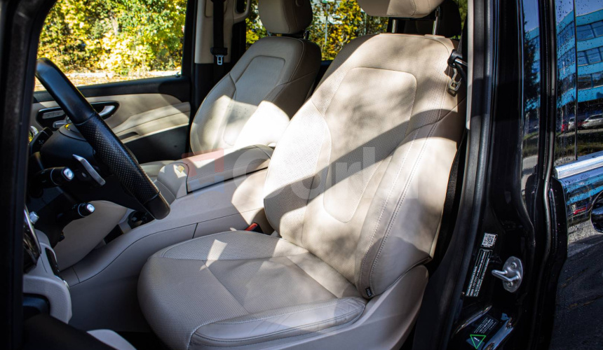 Mercedes-Benz V trieda V250d 4matic AMG, webasto, distronic, chladnička, odvetrávanie, ťažné, 3