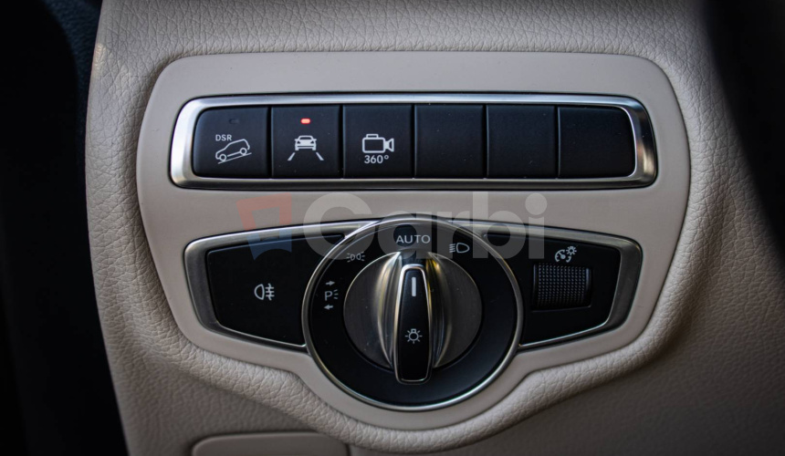 Mercedes-Benz V trieda V250d 4matic AMG, webasto, distronic, chladnička, odvetrávanie, ťažné, 3
