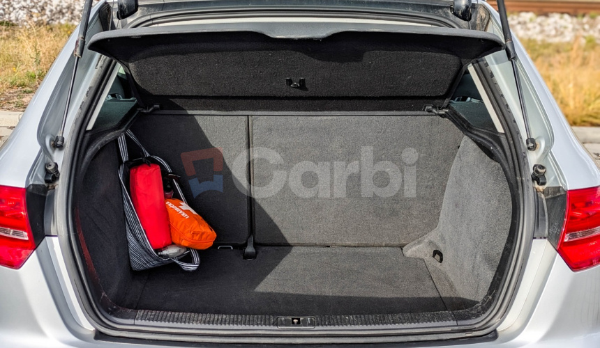Audi A3 Sportback 1.6 TDI 77kW, A7, 5d