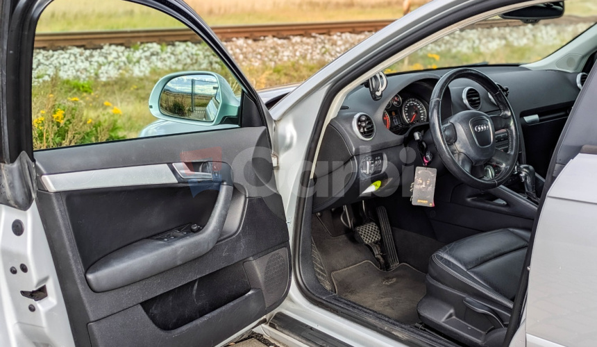 Audi A3 Sportback 1.6 TDI 77kW, A7, 5d