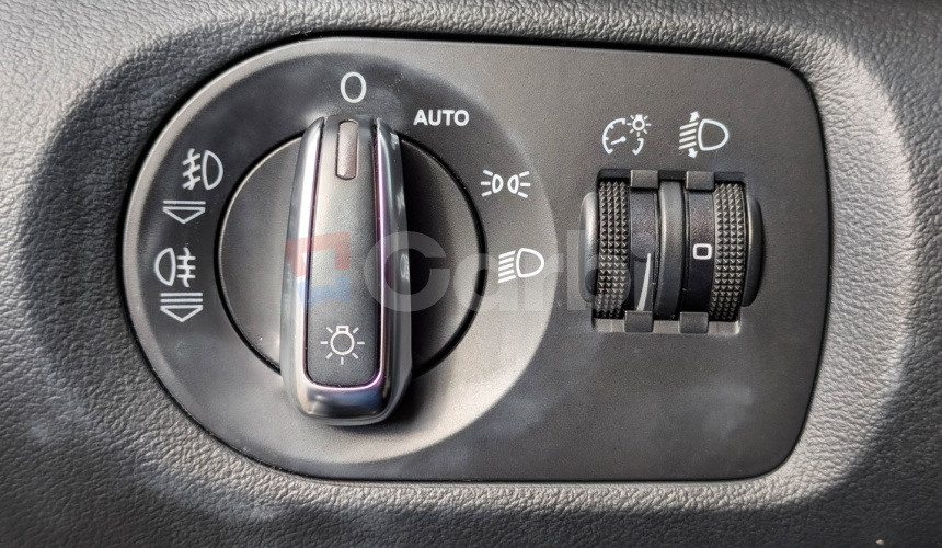 Audi A3 Sportback 1.6 TDI 77kW, A7, 5d