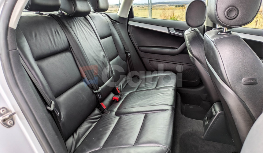 Audi A3 Sportback 1.6 TDI 77kW, A7, 5d