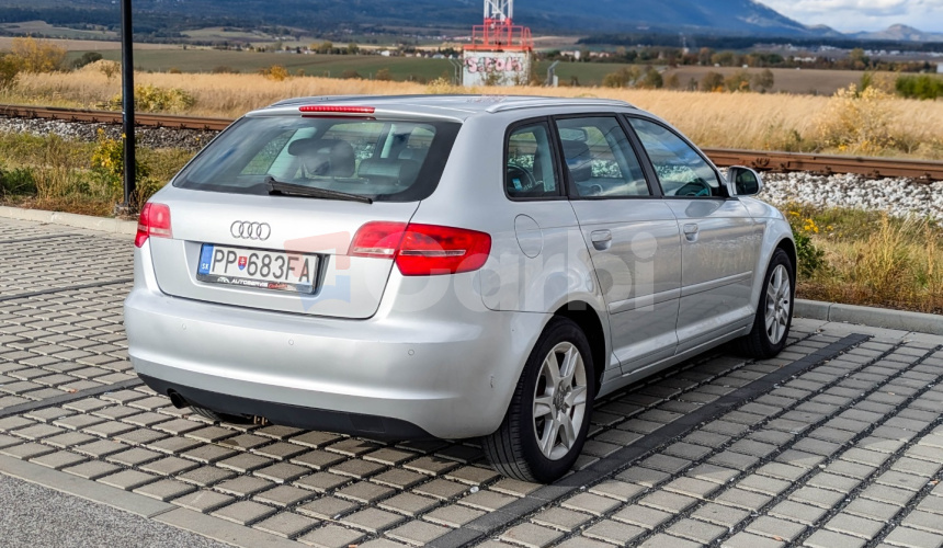 Audi A3 Sportback 1.6 TDI 77kW, A7, 5d
