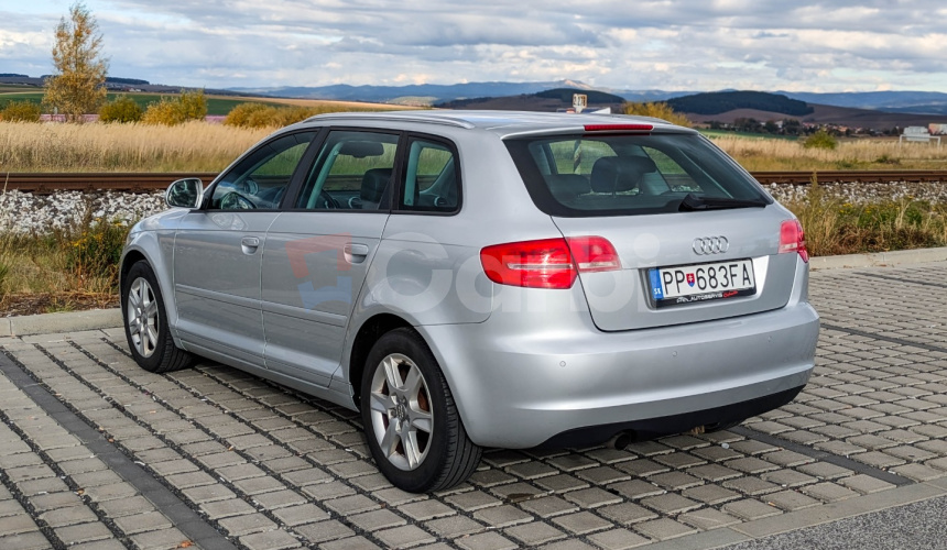 Audi A3 Sportback 1.6 TDI 77kW, A7, 5d