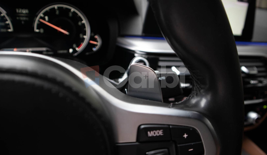 BMW Rad 5 530d xDrive A/T