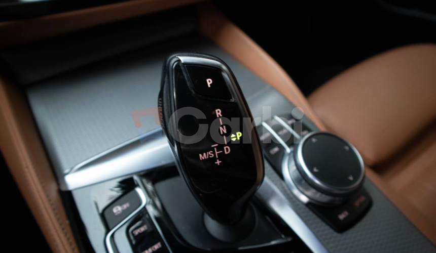 BMW Rad 5 530d xDrive A/T