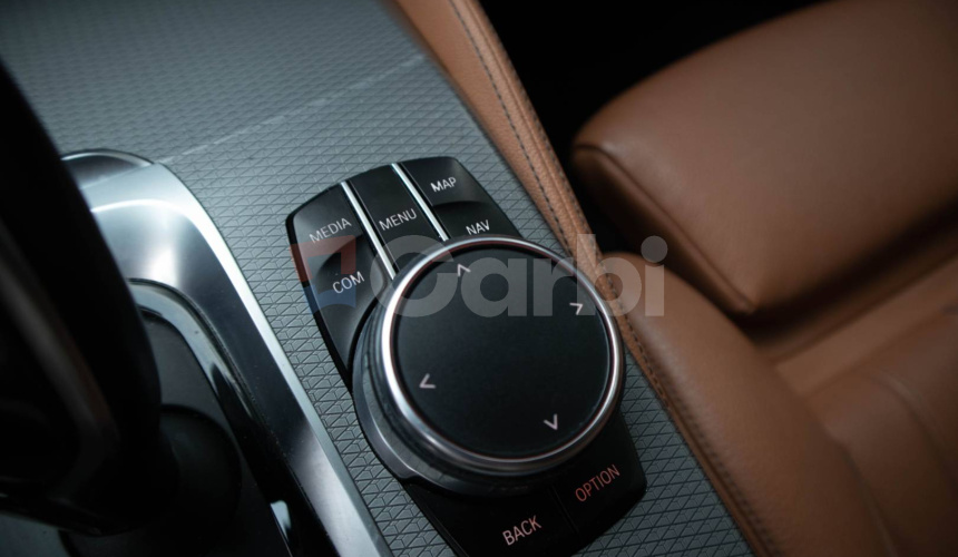 BMW Rad 5 530d xDrive A/T