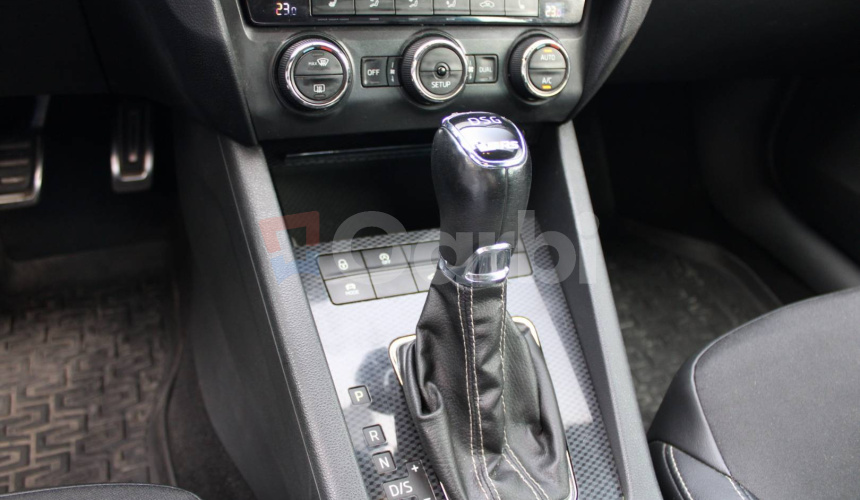 Škoda Octavia Combi 2.0 TDI DPF RS DSG