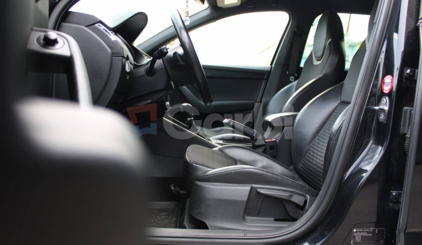 Škoda Octavia Combi 2.0 TDI DPF RS DSG