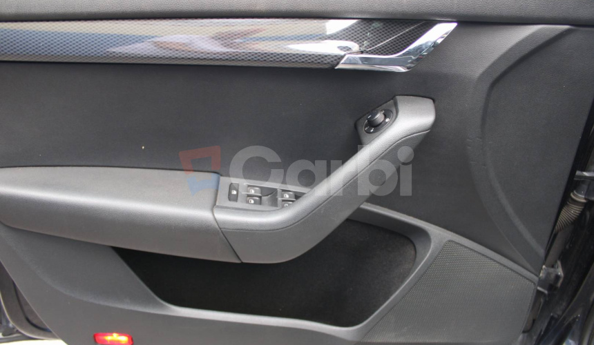 Škoda Octavia Combi 2.0 TDI DPF RS DSG