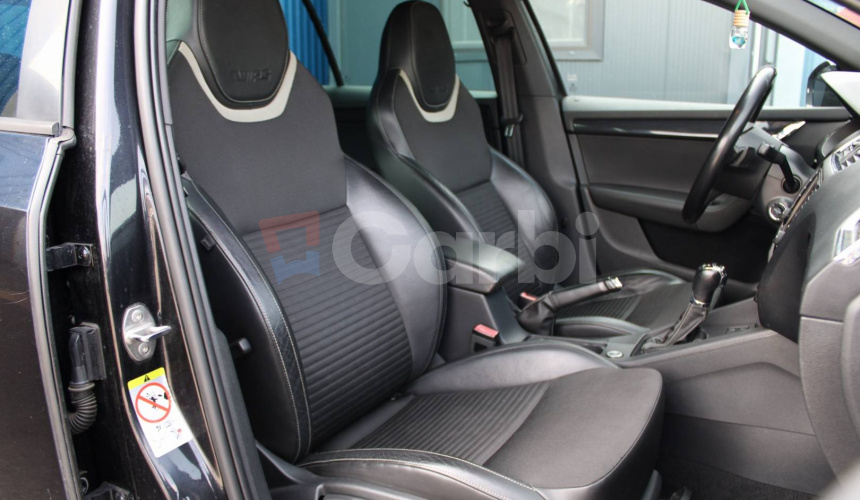 Škoda Octavia Combi 2.0 TDI DPF RS DSG