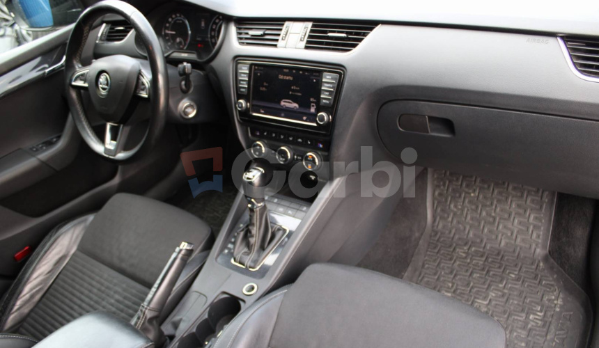Škoda Octavia Combi 2.0 TDI DPF RS DSG