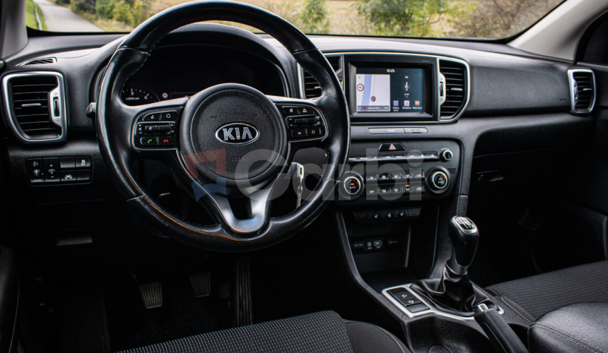 Kia Sportage 1.7 CRDi Gold +, 1. majiteľ, slovenské, nelakované, v záruke
