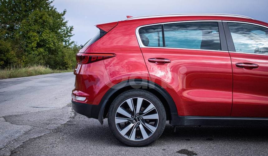 Kia Sportage 1.7 CRDi Gold +, 1. majiteľ, slovenské, nelakované, v záruke