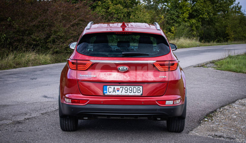 Kia Sportage 1.7 CRDi Gold +, 1. majiteľ, slovenské, nelakované, v záruke