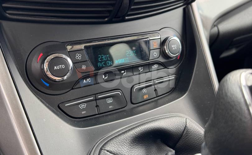 Ford Kuga 1.5 EcoBoost Titanium FWD