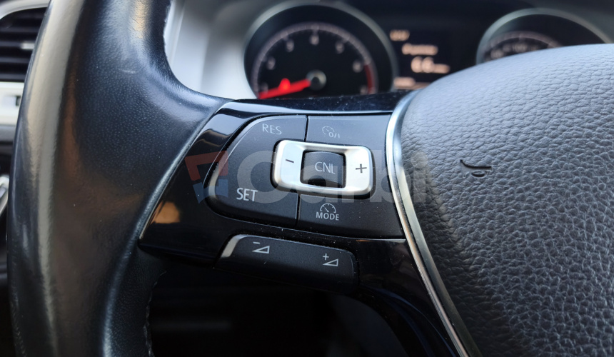 Volkswagen Golf 1.2 TSI Comfortline 77kW 2015