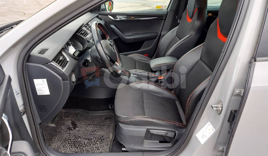 Škoda Octavia Combi 2.0 TDI DPF RS DSG