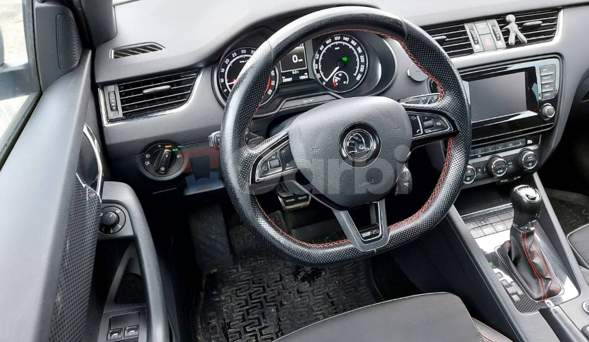 Škoda Octavia Combi 2.0 TDI DPF RS DSG