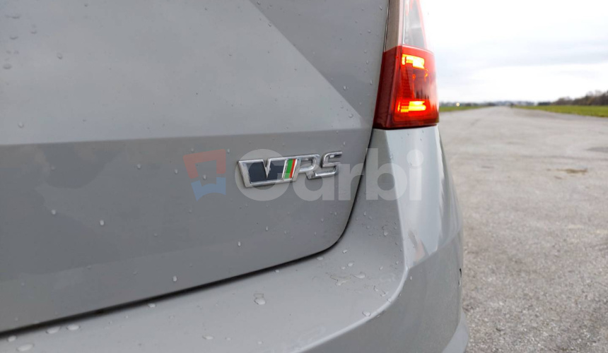 Škoda Octavia Combi 2.0 TDI DPF RS DSG