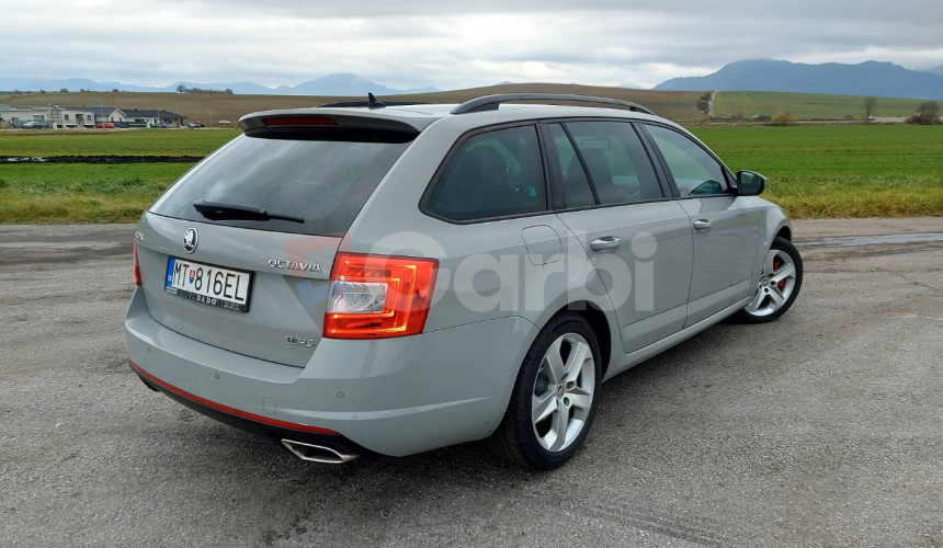 Škoda Octavia Combi 2.0 TDI DPF RS DSG