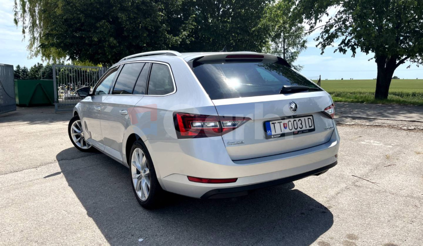 Škoda Superb Combi 2.0 TDI Style DSG