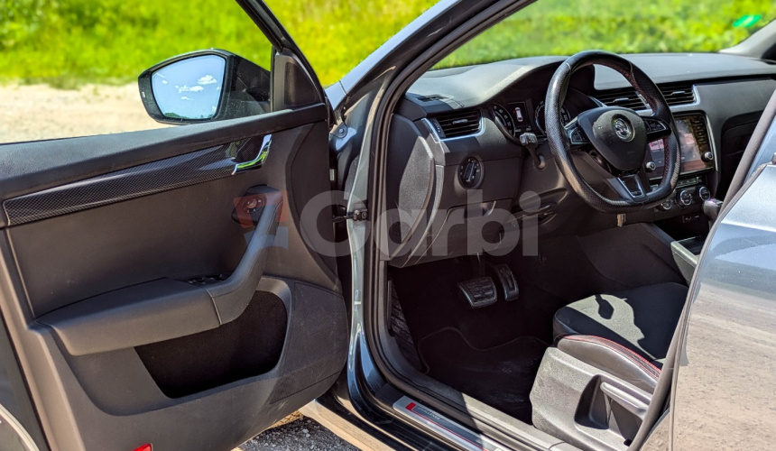 Škoda Octavia RS Combi 2.0 TDI 135kW, A6, 4x4