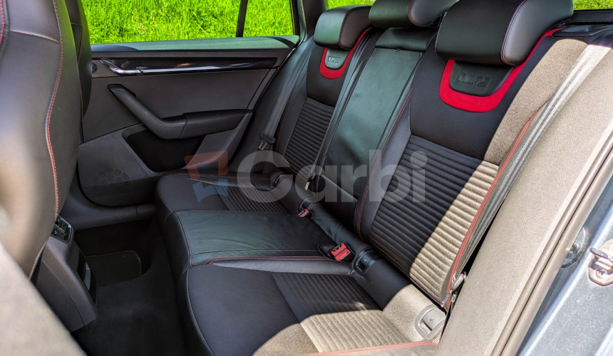 Škoda Octavia RS Combi 2.0 TDI 135kW, A6, 4x4