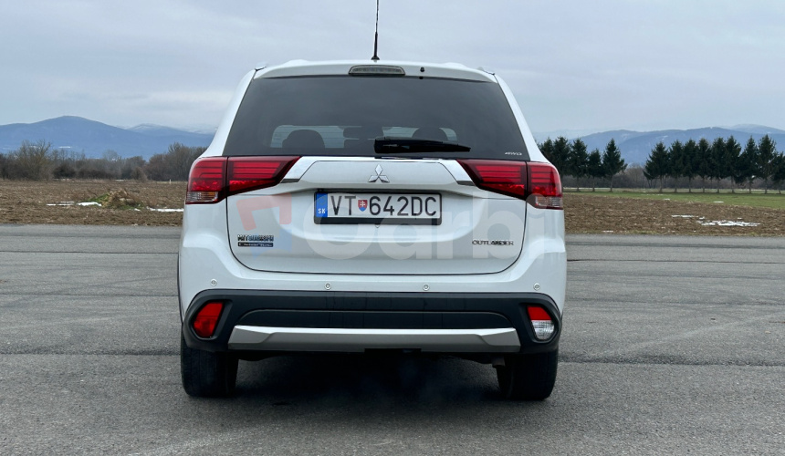 Mitsubishi Outlander MITSUBISHI