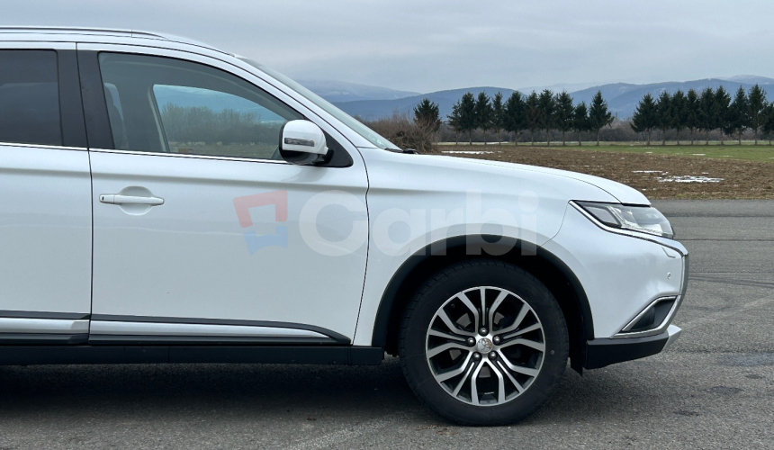 Mitsubishi Outlander MITSUBISHI