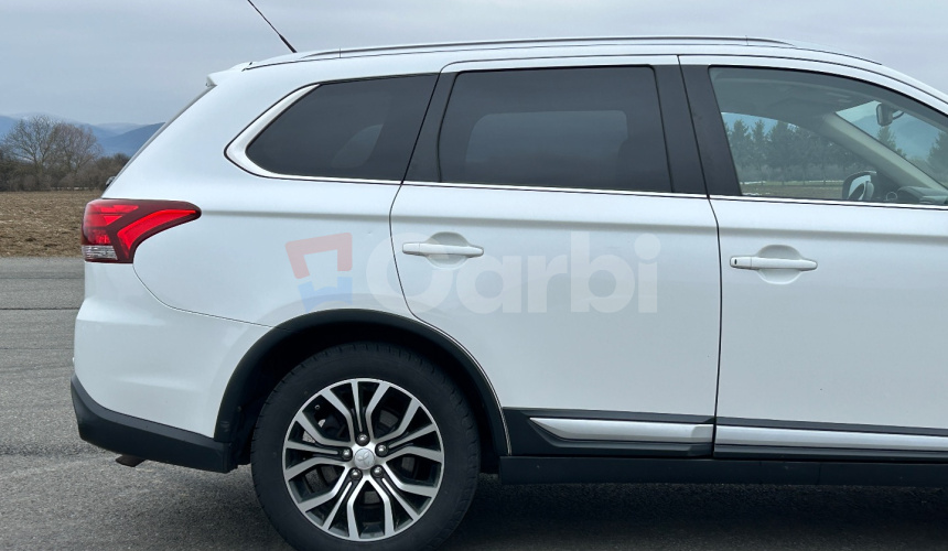 Mitsubishi Outlander MITSUBISHI