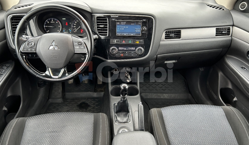Mitsubishi Outlander MITSUBISHI
