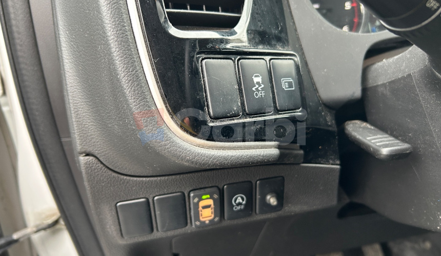 Mitsubishi Outlander MITSUBISHI