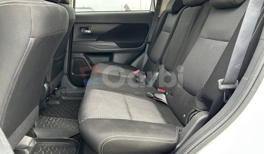 Mitsubishi Outlander MITSUBISHI