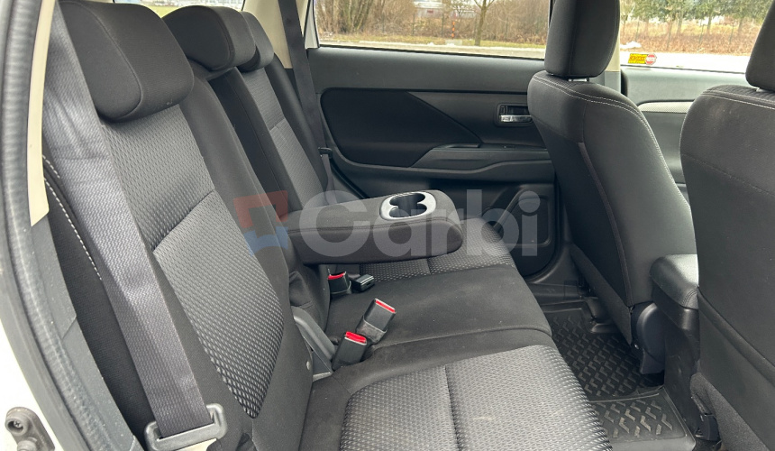 Mitsubishi Outlander MITSUBISHI