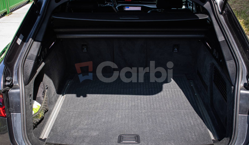 Audi A6 Avant 40 TDI Quattro 3xSline, Matrix LED, Pano, Soft-close, Virtual, Ambient